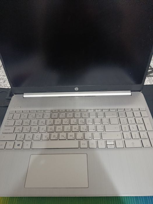 Продам ноутбук  HP Laptop 15s-eq1xxx