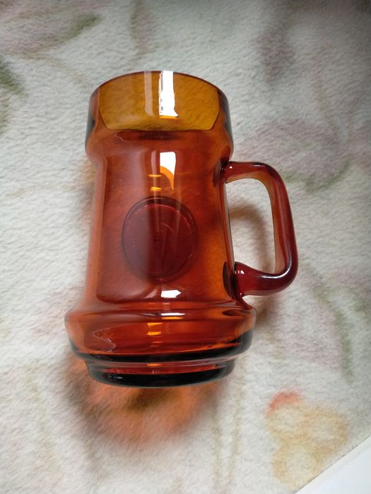 kufel szklany pomarańczowy 1990