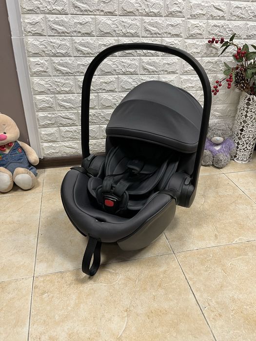 Автокрісло Britax Römer Baby-Safe 5Z Група 0+ (0-13 кг) автолюлька