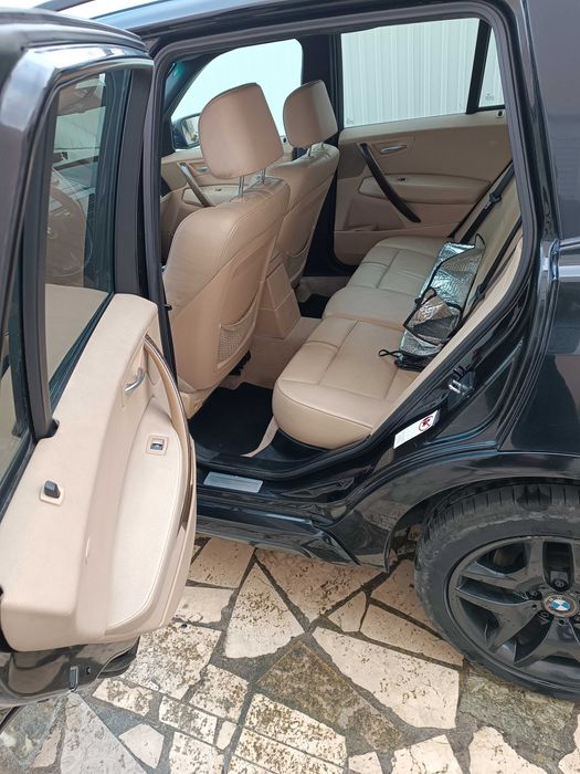 Vendo BMW X3 3.0dA 4x4 de 2005 em bom estado geral.