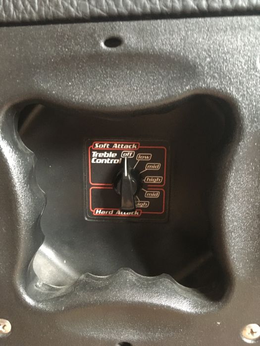 Coluna Baixo TecAmp L212 Bass Cab