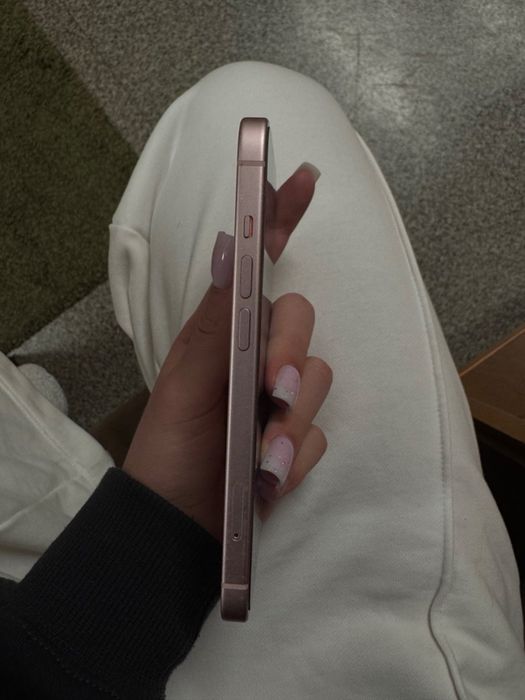 Iphone 15 128 gb 90%