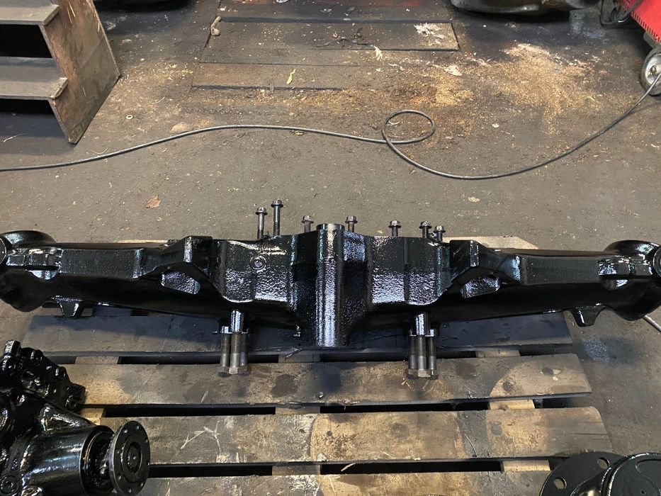 Deutz fahr 6155 obudowa mostu (części)