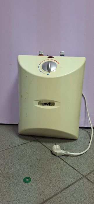 Бойлер маленький