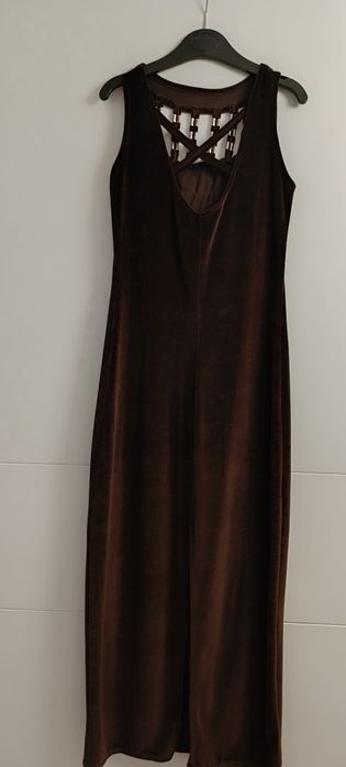 Vestido comprido, castanho veludo