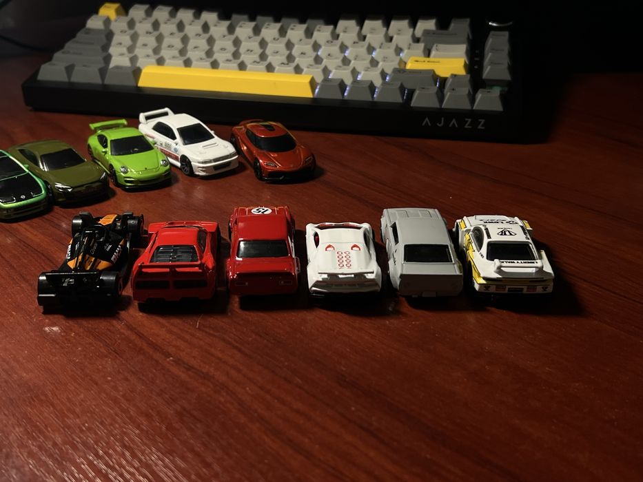 Hotwheels 1/64 мейн,спец серії,преміум