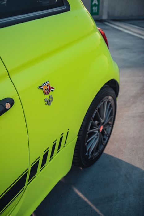 Abarth 595 Turbo wynajem Fiat 500 wypożyczalnia samochodów