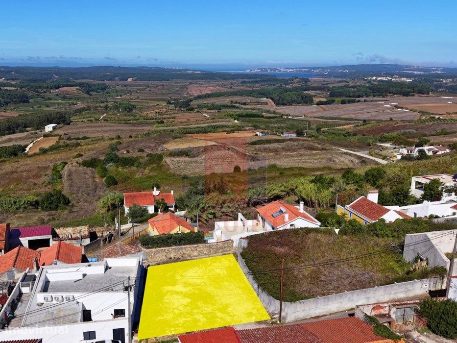 Terreno urbano com Vista Panorâmica para a Lagoa de Óbidos e o Mar