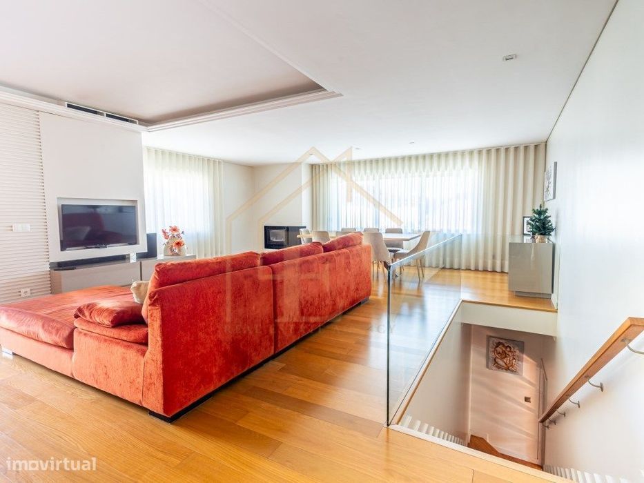 Moradia Individual T3 Renovada | Lordelo, Guimarães