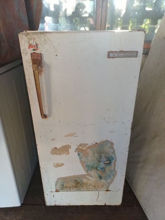 Продам холодильник "САРАТОВ "