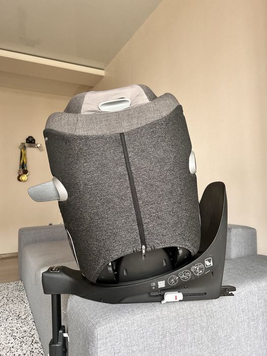 База+крісло Автокрісло Cybex Sirona Z iSize Soho Grey + Base Z2