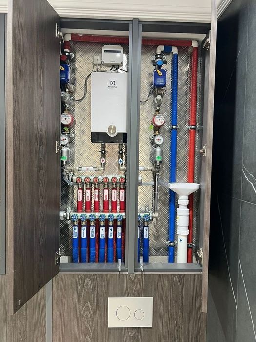 Отопление, водоснабжение. Опалювання, водопостачання. Сантехник