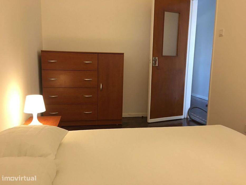 T3+1 com renovação recente e completamente equipado e mobilado