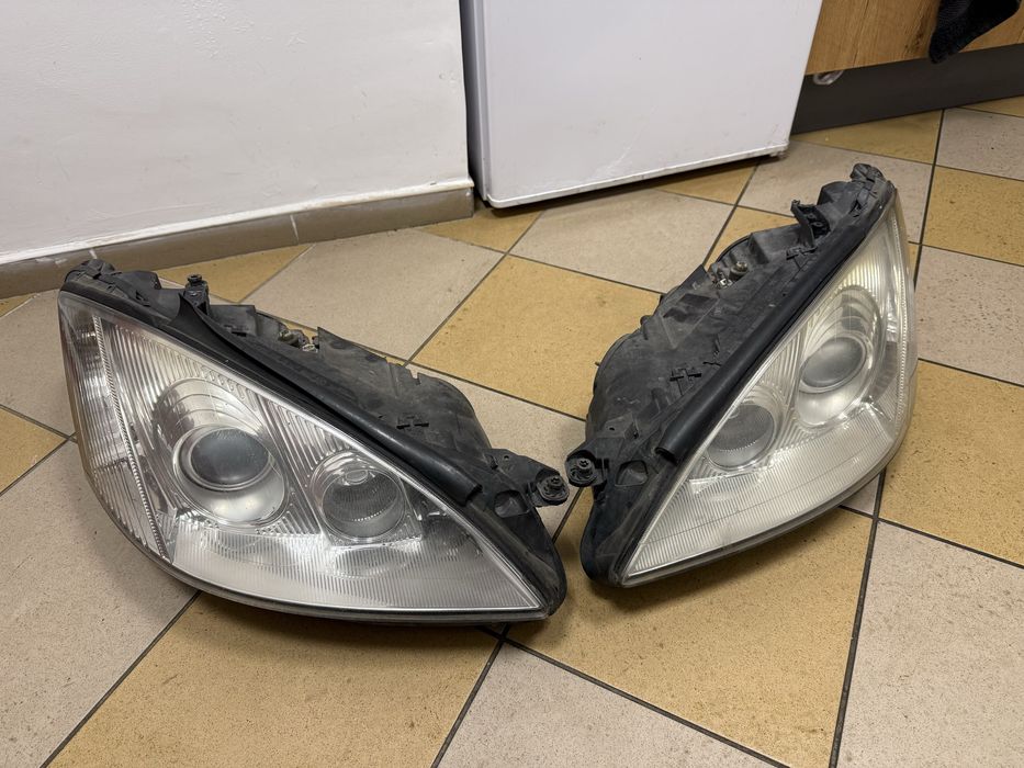 Mercedes W221 reflektory lampy przód lewa prawa xenon