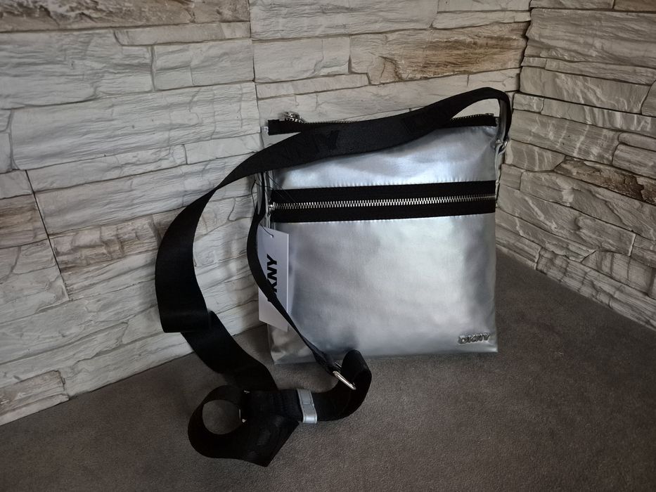 Torebka Listonoszka Damska DKNY Ryker SM CBODY