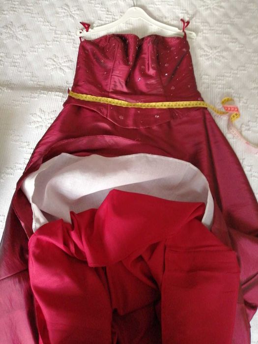 Vestido Bordô IMPECÁVEL