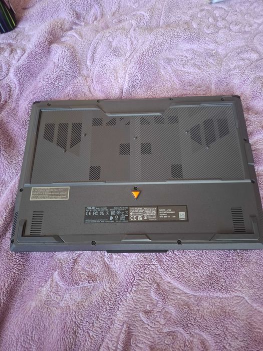 Asus A15 rtx 4060 на 8gb ryzen 7735hs на 16 потоків 16 озу 512ssd