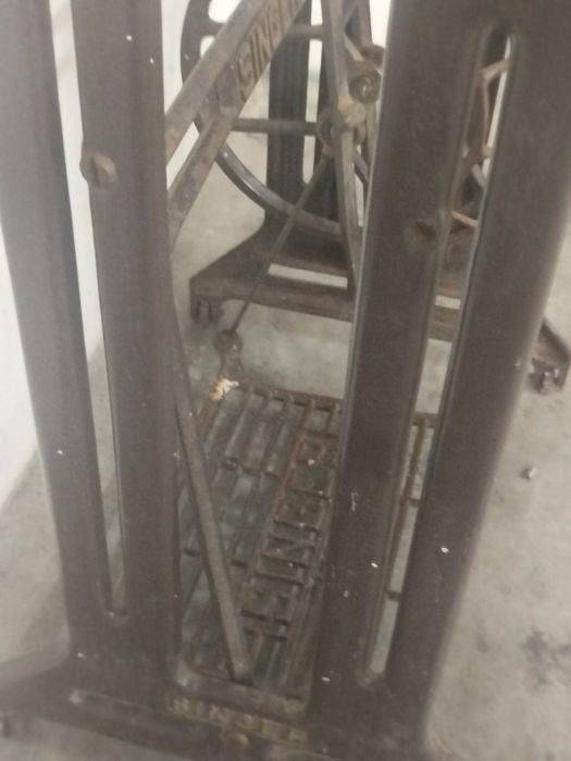 Pé de máquina de costura