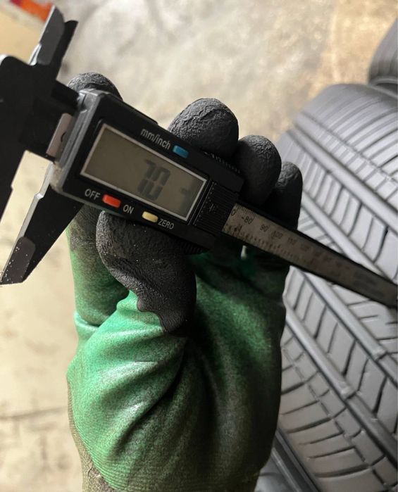 Шини Goodyear Eagle Touring 245/45 R20