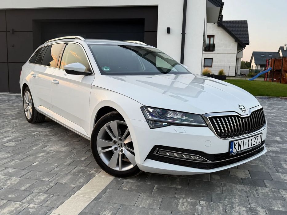 Skoda Superb 2.0 Tdi 190KM DSG 4x4 / Bogata wersja / Bezwypadkowy / Idealny Stan!