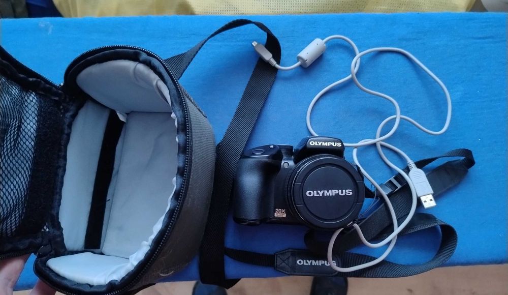 Olympus SP570UZ aparat cyfrowy