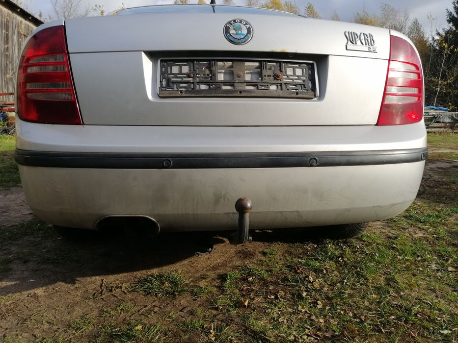 Skoda Superb 1 cała na części 2.0 benzyna kod 9102