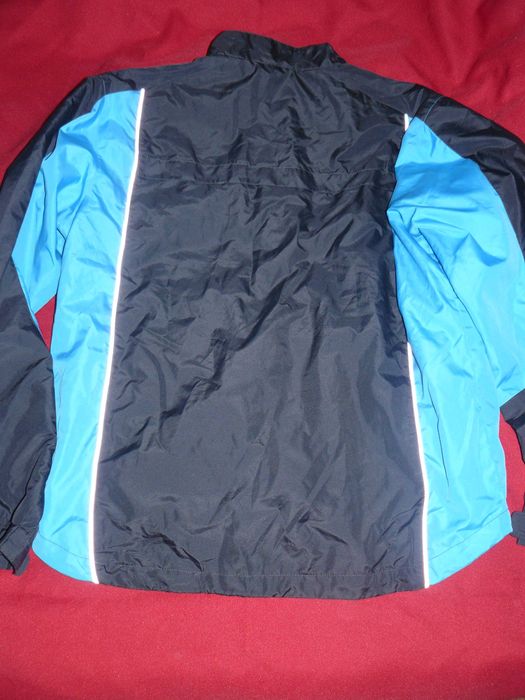 kurtka bluza.. piękna sportowa niebiesko-czarna R-50