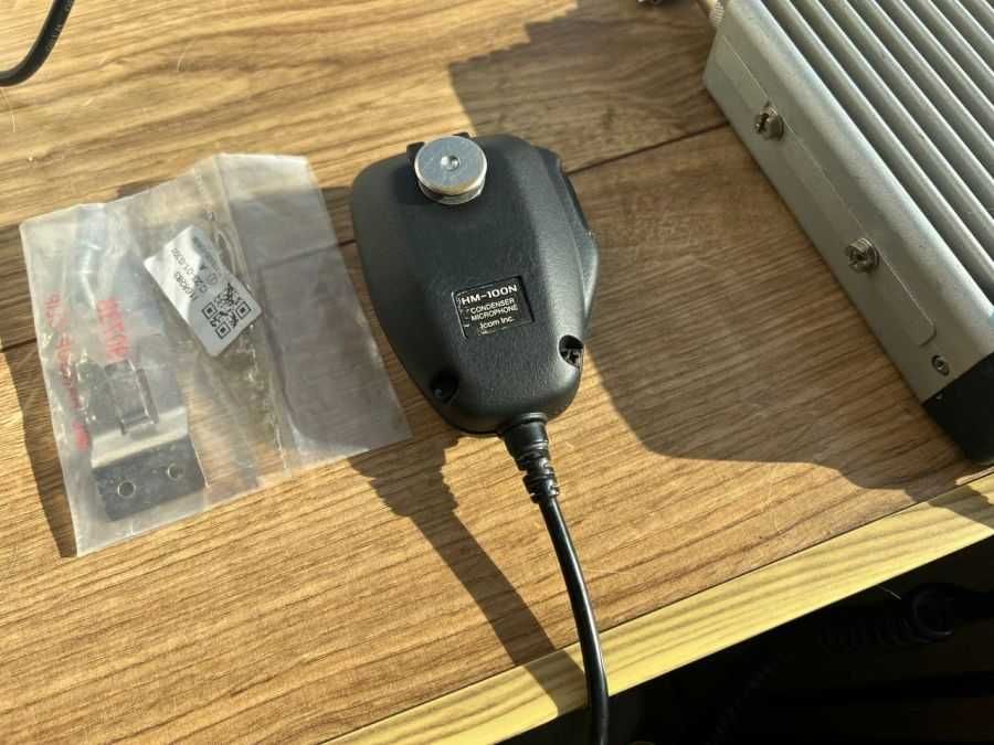 Радіостанція ICOM 310s