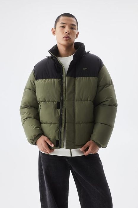 Стьобана куртка PULL&BEAR з коміром