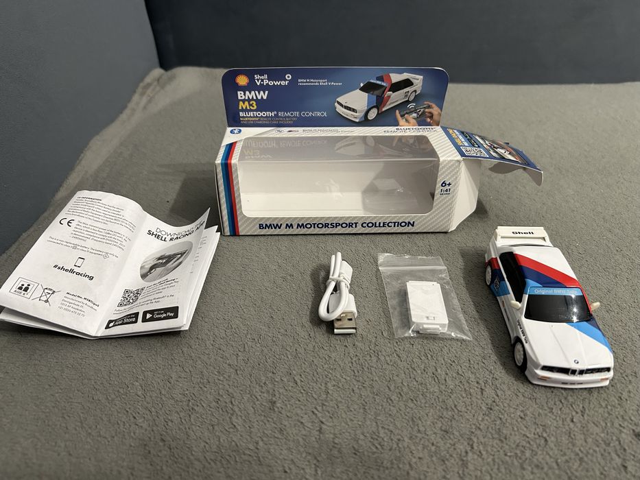 Sprzedam samochodzik sterowany przez aplikacje