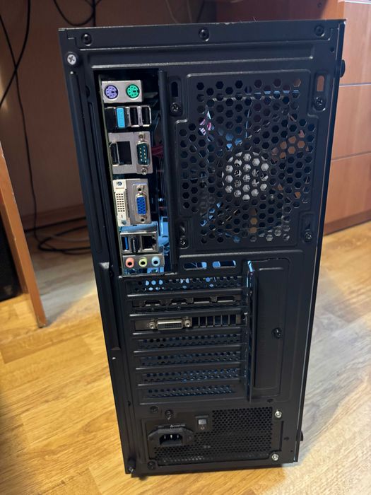 Ігровий ПК з відеокартою RX 470 + монітор, готовий до роботи та ігор!