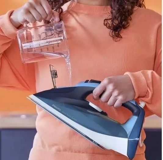 Żelazko parowe Philips 1000 series