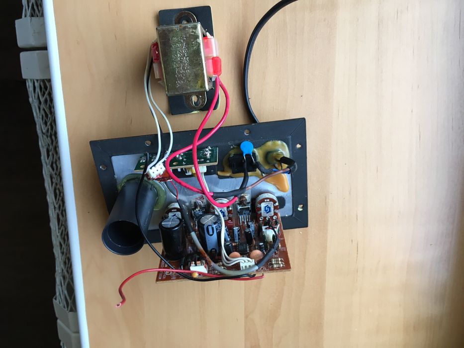 Устлитель свен 220 колонки