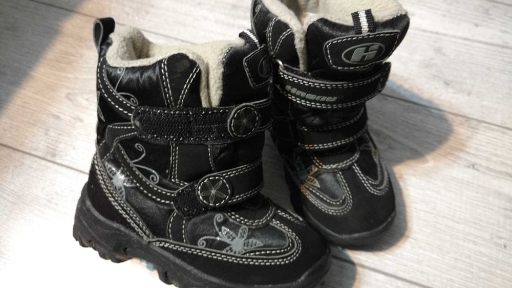 Buty zimowe dziewczęce, śniegowce r. 25