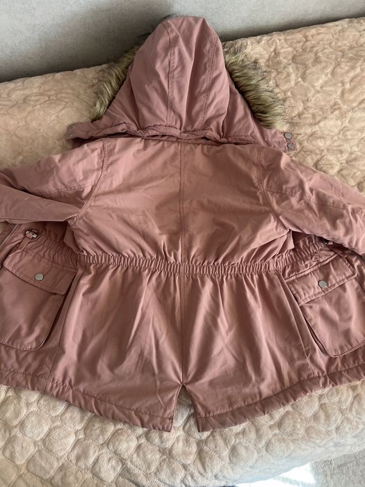 Куртка холодна  для осінь110-116р H&M