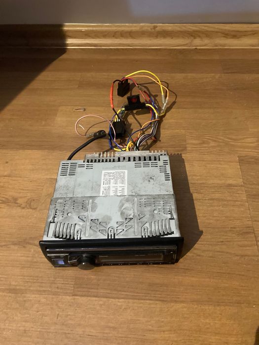 Radio ALPINE CDE-133BT