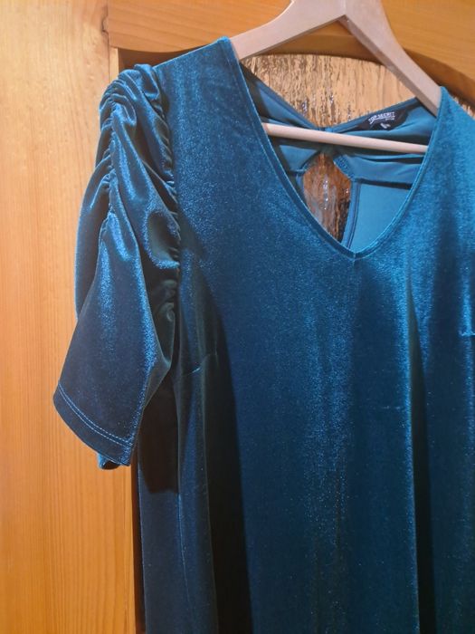 Sukienka z krótkim rękawem