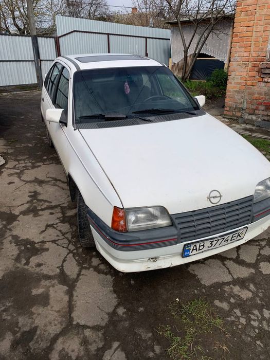 Продам опель кадет