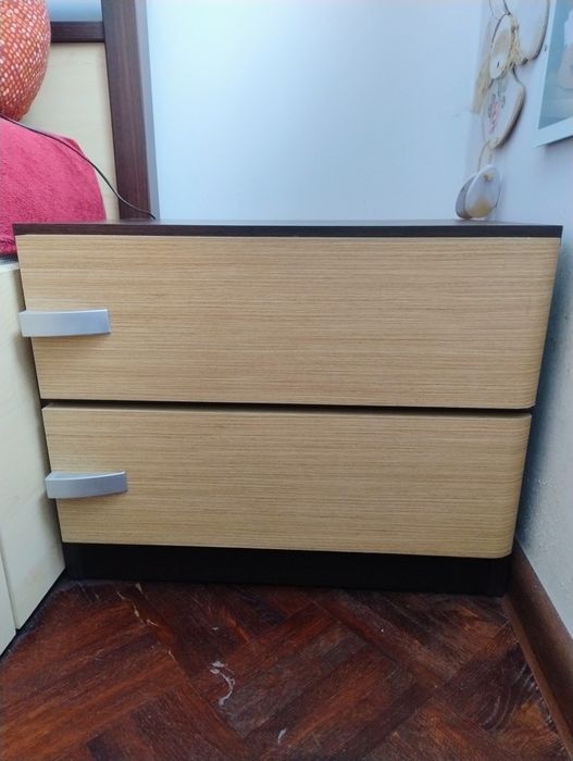 Stolik, szafka nocna