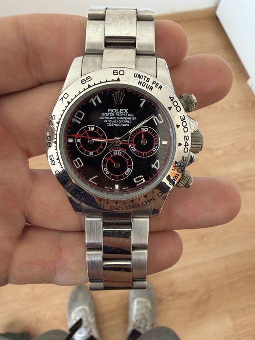 Rolex Cosmograph Daytona com mostrador "Racing" de algarismos árabes