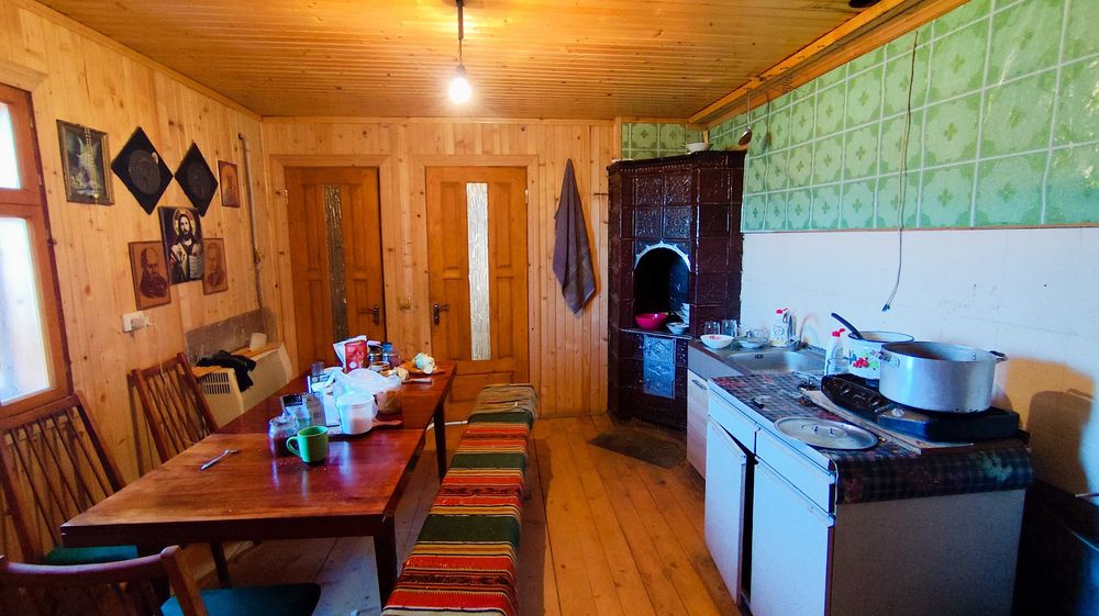 Продається будинок. Старуня. Газ. Вода. Ділянка 46 сот. Ліс. Ластівці