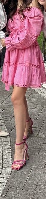 Жіноча літня сукня рожева