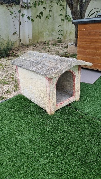 Casota de cão feita em cimento