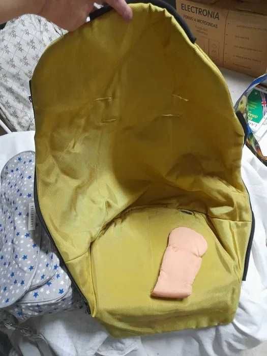 Carrinho de bebé Quinny em excelente estado