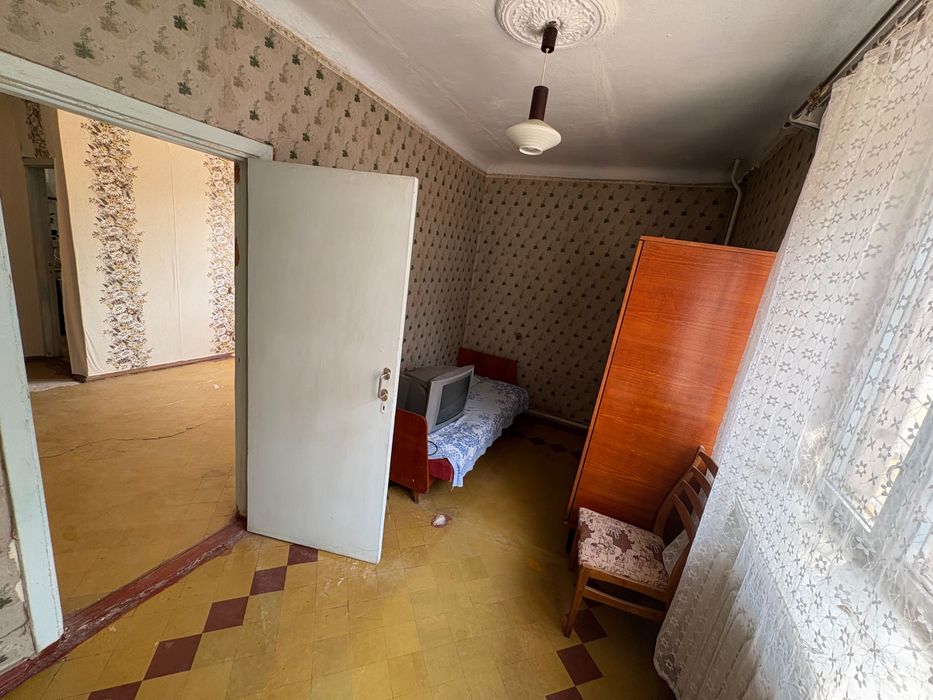 Продаж 2 к/к . Зупинка Театральна , вул. Максима Алдошина