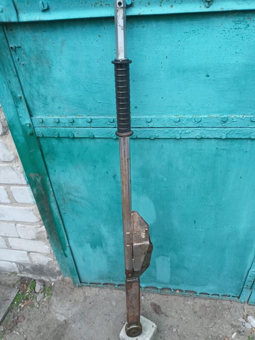 Динаметричний ключ. Для вантажівок