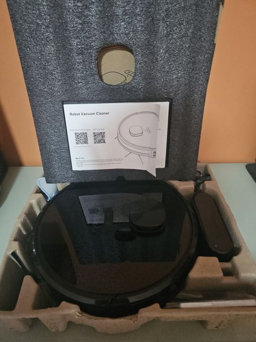 Lubluelu SL60D Cleaning Robot (Black)