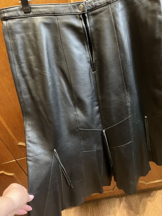 Кожаная юбка в гарному стані