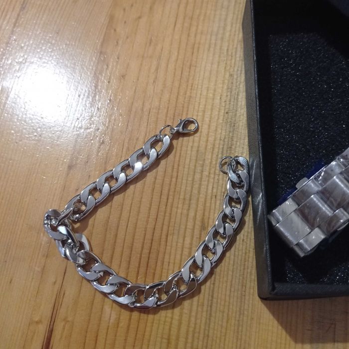 Zegarek z bransoletká