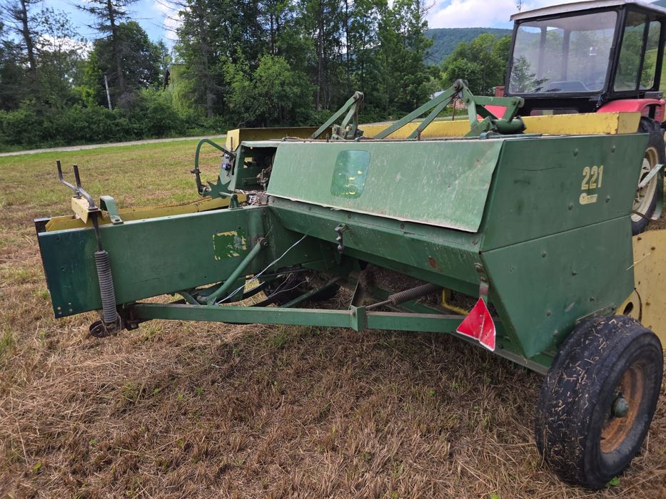 Prasa do kostek JOHN DEERE